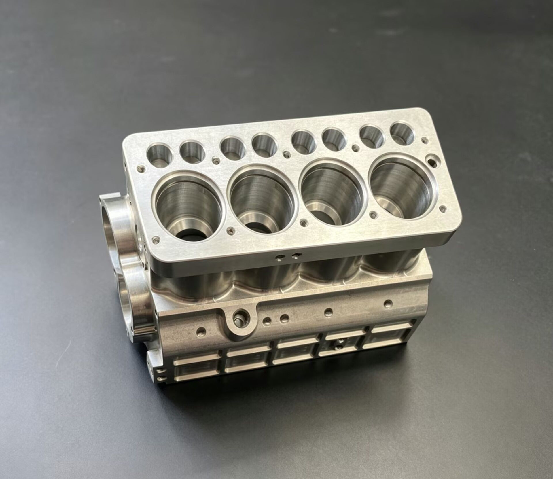 High Precision 5-Axis CNC Machined Aluminum Alloy Motor Housing / Enclosure